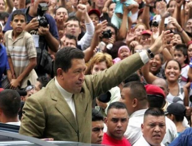 dgardoSacapunta's tweet photo. #27FebreroRebelde AD,COPEI,MUD(Primero InjusticiaYVoluntad Popular) masacran al pueblo. ¡Con Chávez Amor al Pueblo! https://t.co/fgsw2IPbHj