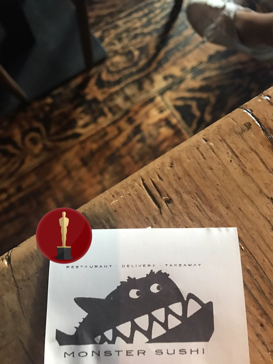 The oscar to the "discovery of the month" goes to.... Monster Sushi and its #rocknroll tempura maki 💔