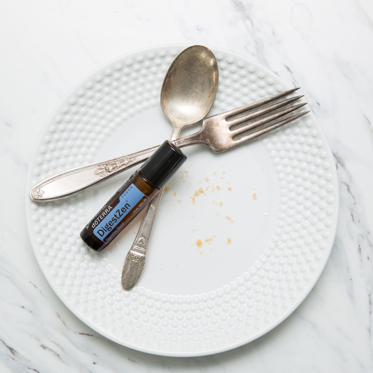 Ola_Aila's tweet photo. Apply DigestZen Touch to your stomach after a large meal to aid in digestion. #olaaila #essentialoils #digestzentouch #digestzen https://t.co/teyyE7bvfh