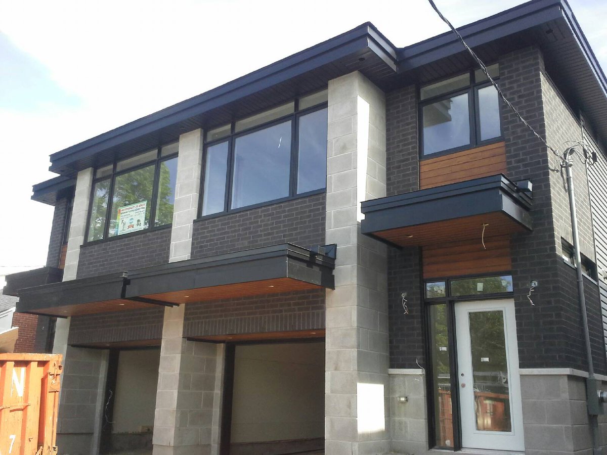 munrocontract's tweet image. ☀️️Spring is Just Around the Corner☀️️ Contact us now for your upcoming Exterior Renovation Project! munrocontracting.com