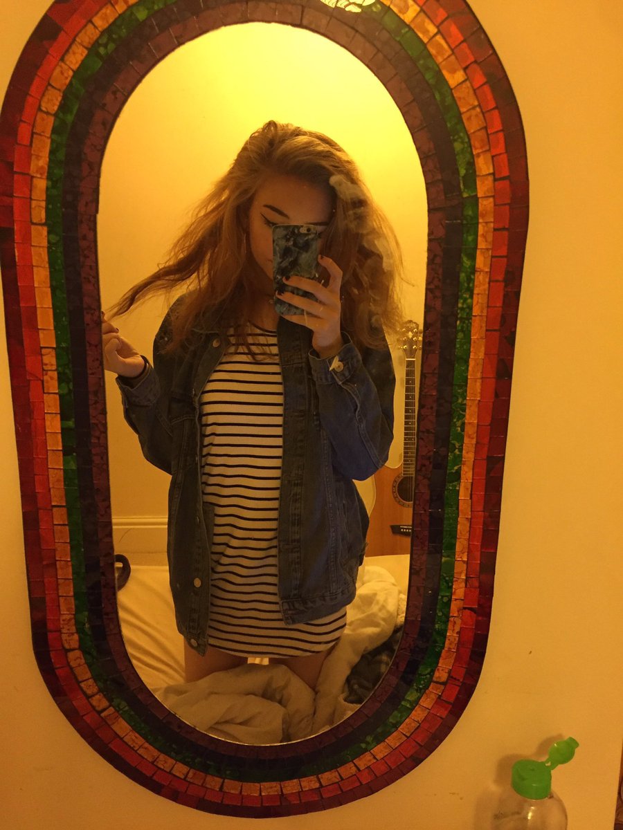 nevejenny's tweet image. 2015 at 104lbs vs 2017 at 123lbs🌸
i hope you&apos;re all doing well, you always have a shoulder to lean on #edawarenessweek 💗