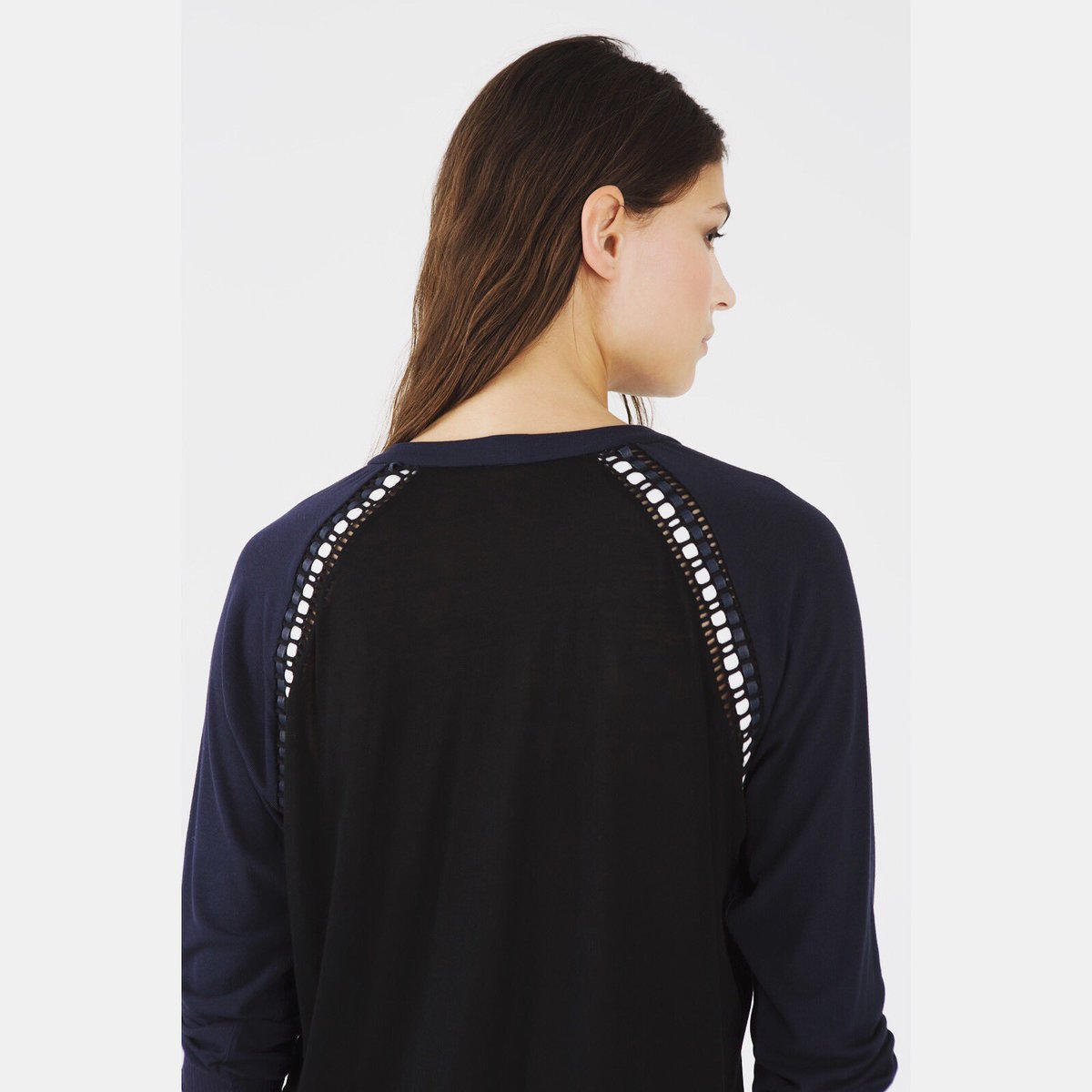 linedrybrand's tweet image. Bergen Pant and @anndemeulemeester lace-ups

#linedry #anndemeulemeester #FA16 #tbt #raglansweatshirt #weaving #ease #athleisure #madeinnyc