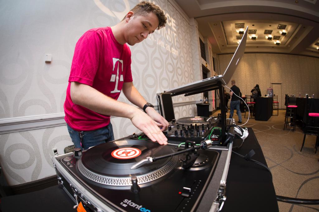 tmobilecareers's tweet photo. Here's some #MondayMotivation: great tunes from our #TVoiceSummit playlist. https://t.co/MaCX1QTe7F https://t.co/bDSByaXoaO