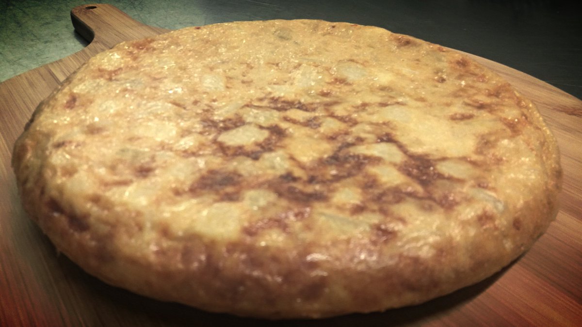 las_tapitas's tweet photo. Do you like Spanish food? Las Tapitas is launching a home food delivery service in the Cheltenham area! Check it out https://t.co/CdKfswpBOh https://t.co/O4SZdVIklg