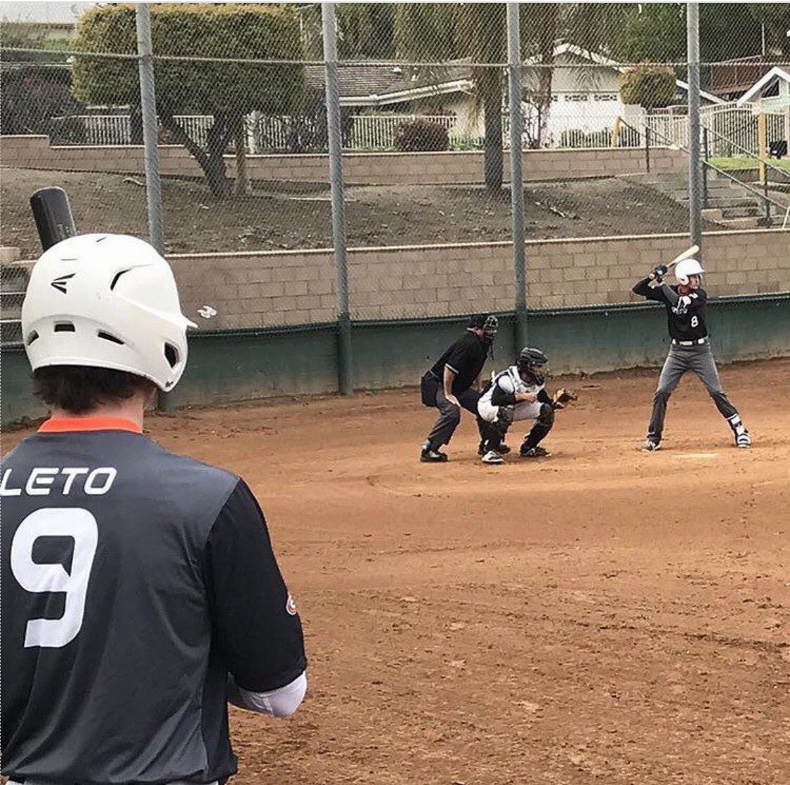 LetoLuke's tweet photo. Thanks Coach Monette @G7SportsGroup Nice to get some swings and meet the team https://t.co/wyNWe6AmVx