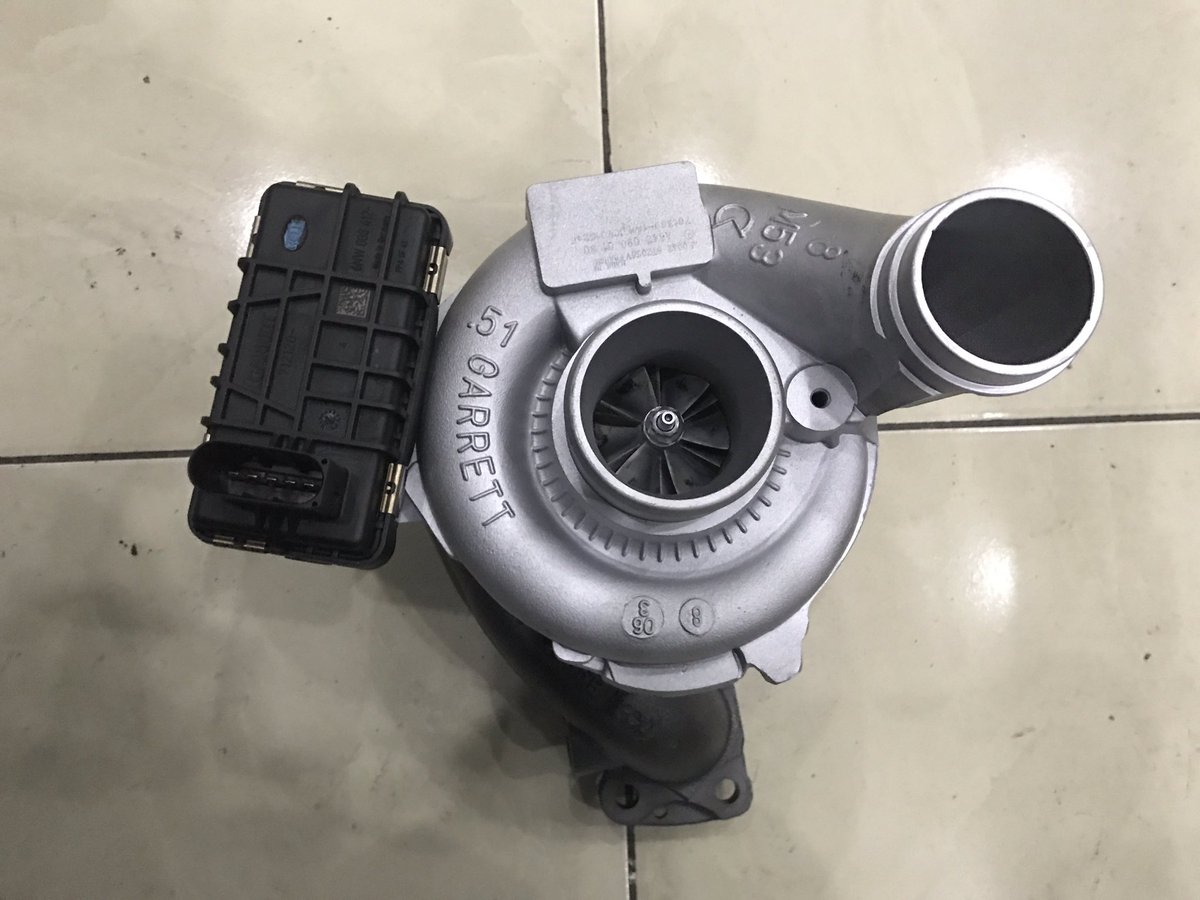 Creysler 300c turbo revizyonu ....765155