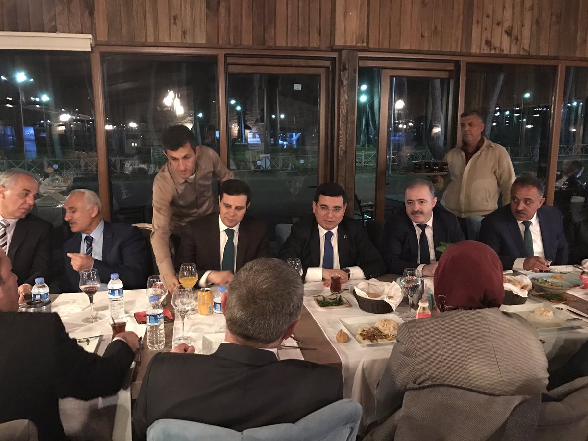 Başkanımız Sn.Hakan TÜTÜNCÜ, Van-Tuşpa Belediye Başkanı Sn. Fevzi ÖZGÖKÇE, Başkan Yardımcıları Ve Muhtarlarını Tesisimizde Ağırladı...