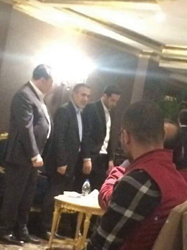 Aboutriika22's tweet photo. ابو تريكه يستقبل عزاء والده فى قطر 😢 https://t.co/qRN4egEdHY