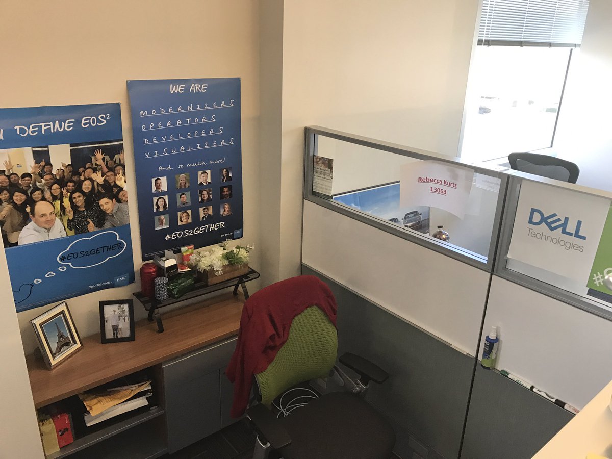 beckyykurtz's tweet image. My first day in the new @DellEMC Santa Clara facility! #EOS2GETHER
