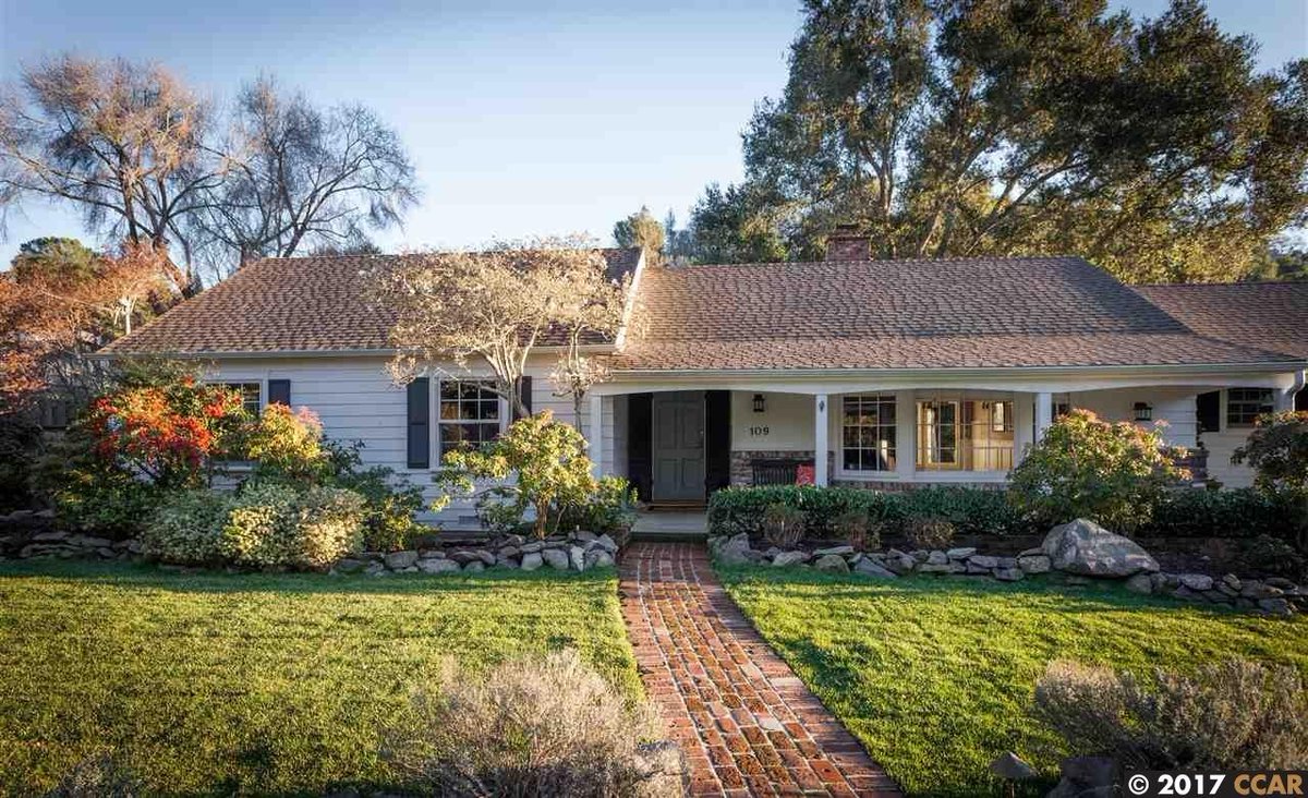 Orinda, California - $1,975,000 USD luxre.com/2728694