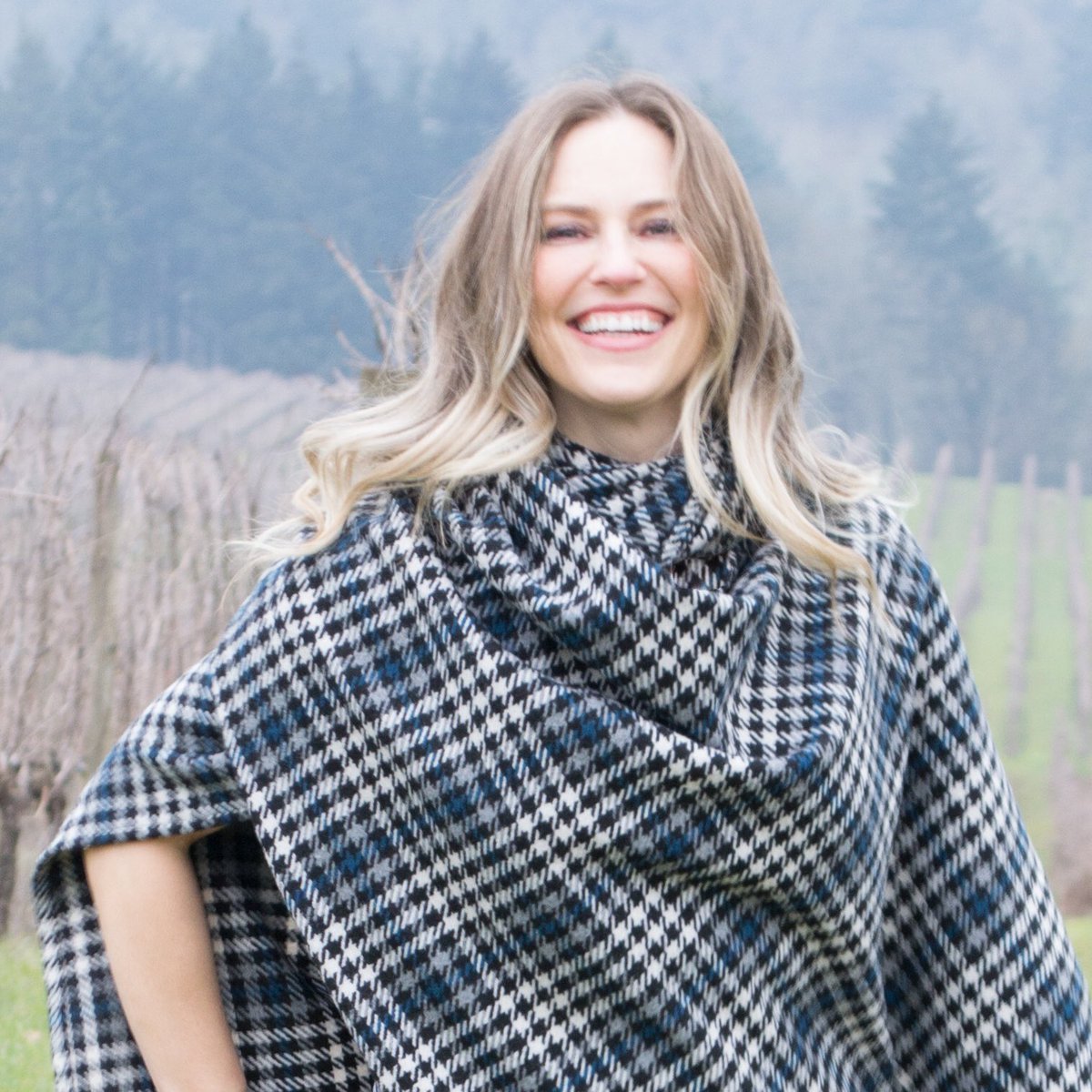 bplushcompanies's tweet photo. B.Plush poncho/wrap in beautiful Oregon wine country. 🍷 Cheers!
#bplush #ponchos https://t.co/CQ50oAWeSm https://t.co/KkzgwRh6OC https://t.co/an3k7h8sD9