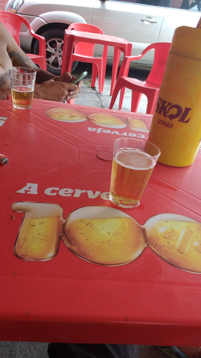 NinhoDTPKcrew's tweet photo. Não preciso mais bebeeeeeer....  Ops https://t.co/250vvJy901