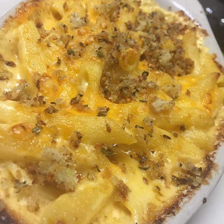 The Baked 2Cheese Mac. #graciano #Italian #deepdishpizz #welovedeepdish #oldsacramento #oldsac