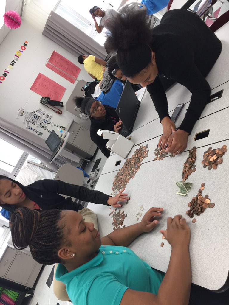 RNRozell's tweet photo. Senior class counting our Pennies for Patients! Thanks Lima Senior for your pennies 🙂@LimaCitySchools #limasenior #leukemiasociety https://t.co/THUbqIsEAj