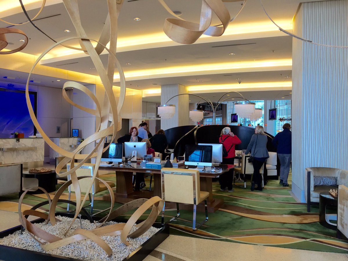 UltdPossCo's tweet photo. It's all about the common areas during a meeting. This is where networking really happens. #renaissancearlington #UPC #eventprofs #marriott https://t.co/ISwKEf7Arb