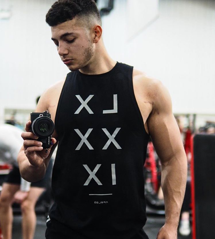 DHPerfomance's tweet photo. Strong selfie from the man @kylemullen_  in the Numeral cut off 🔥 https://t.co/GX4fVYG6uy