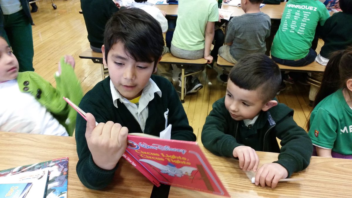 bhart610's tweet image. Read-in! #sasreadingweek #saspride