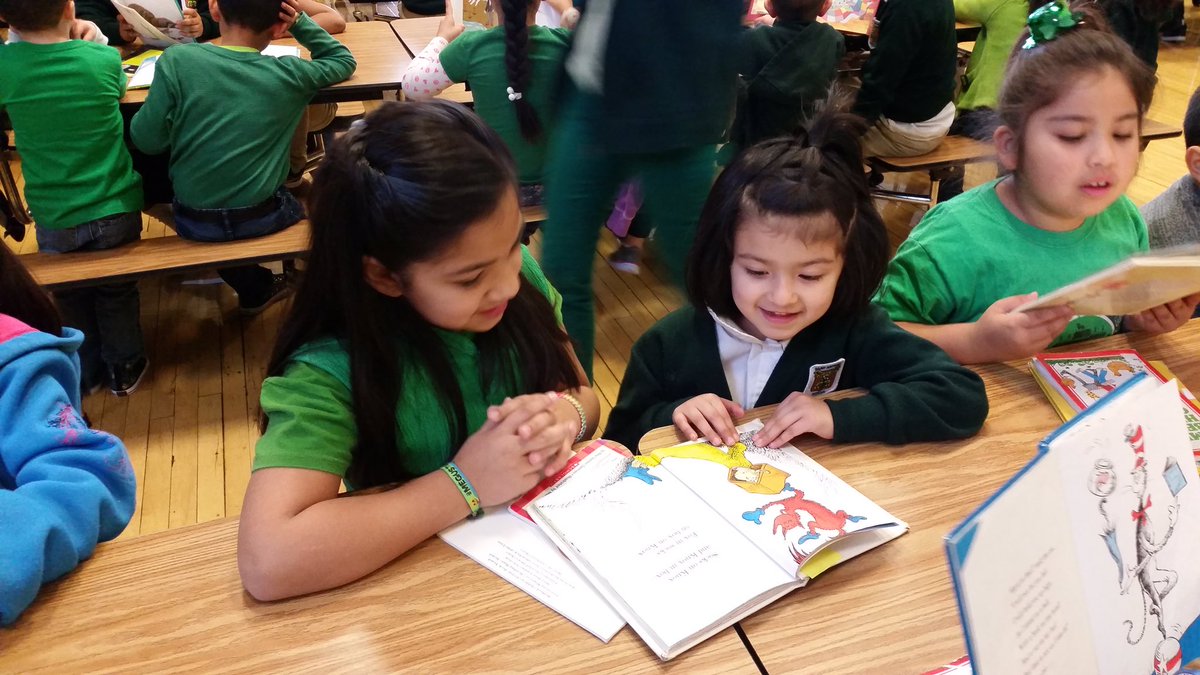 bhart610's tweet image. Read-in! #sasreadingweek #saspride