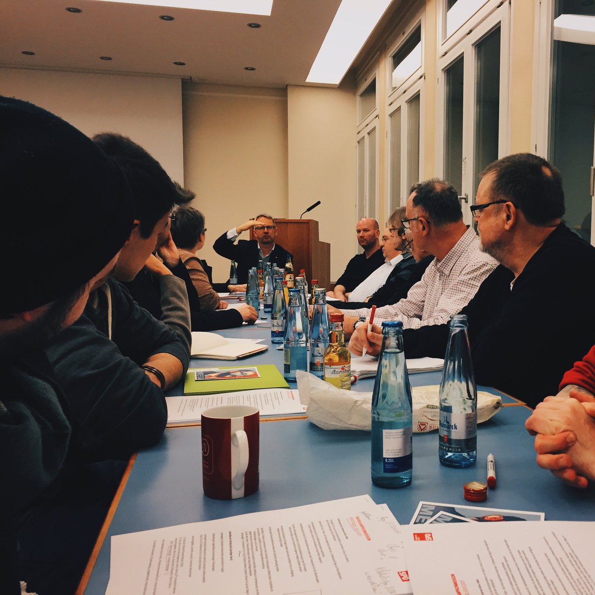 Wir deklinieren schon einmal den Wahlkampf durch… 😊 Die Wahlkampfkomission Hamburg-Mitte tagt. #jetztistschulz #zeitfuermartin