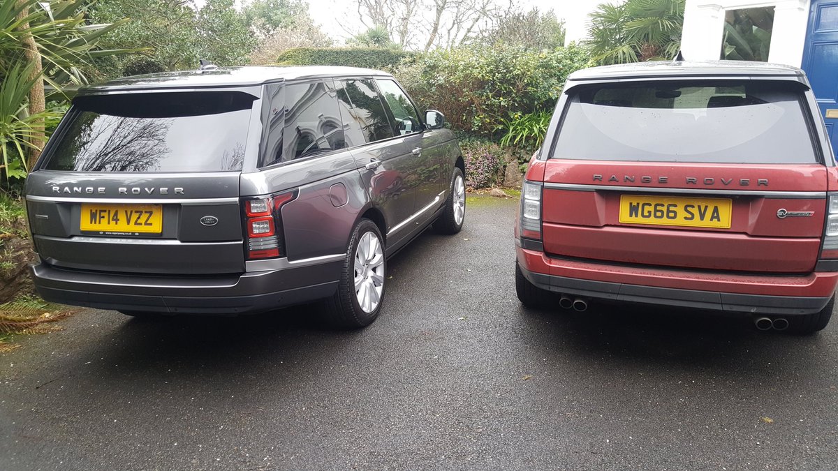PlatDetailSW's tweet image. A new clients RR Vogue ready to hand back. The red Vogue SVAutobiography you can see is booked in fortnightly and will be done 2 weeks today