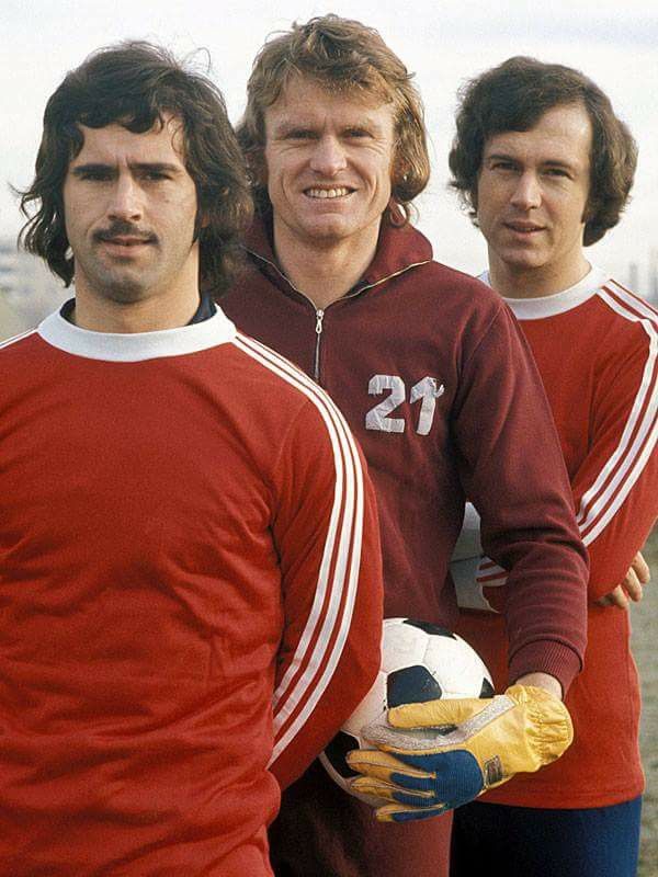 Old Days Football on Twitter: "The legendary trio of Gerd ...