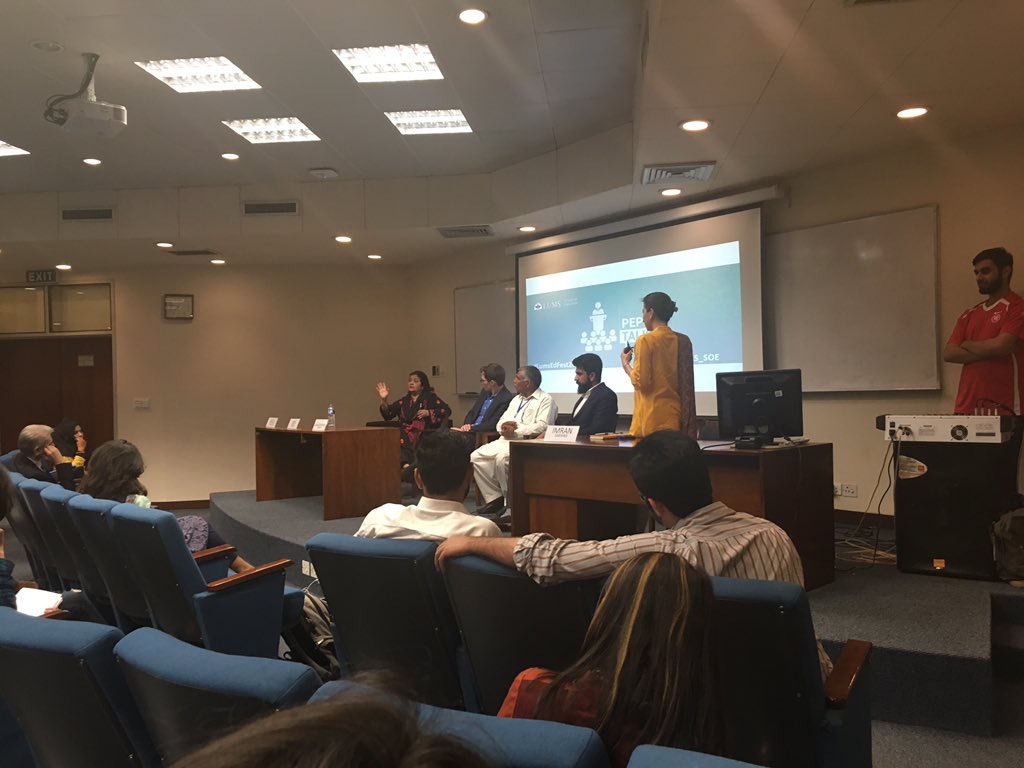 roohgulzari's tweet photo. We have to go to each house in each village. Only collectively we will be able to educate Pakistan.
Master Ayub at #LumsEdFest2017 https://t.co/K6o88XDnnP