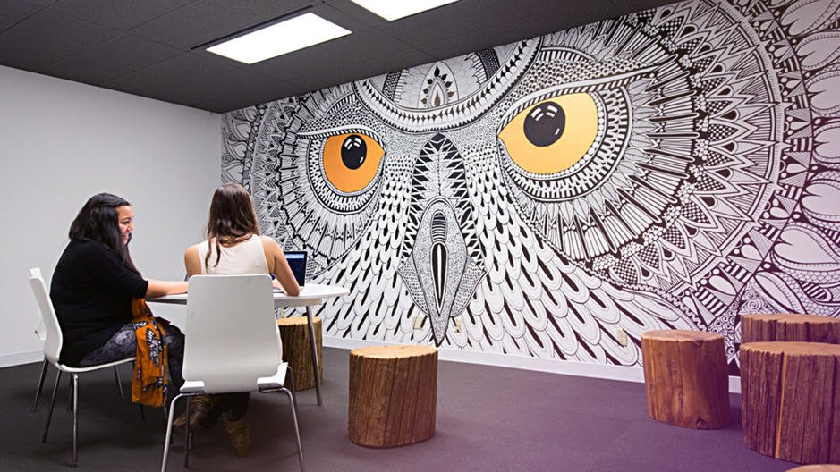 HootsuiteLife's tweet photo. We love when our peeps find new jobs... yes, you read that right: https://t.co/7AjtUe39Bu @invoker on @FastCompany #hootsuitelife https://t.co/LRpWhbEpU0