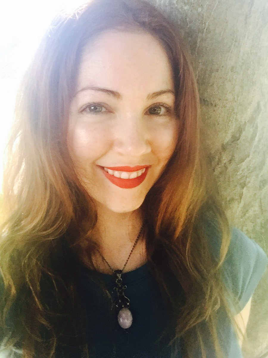 ParaPriestessYT's tweet photo. ***The Paranormal Priestess*** YOUTUBE CHANNEL INTRO/WELCOME. #PsychicMedium #AngelReader #SpiritExtractor https://t.co/6l9p67MaqB https://t.co/QGKKfgoUbW