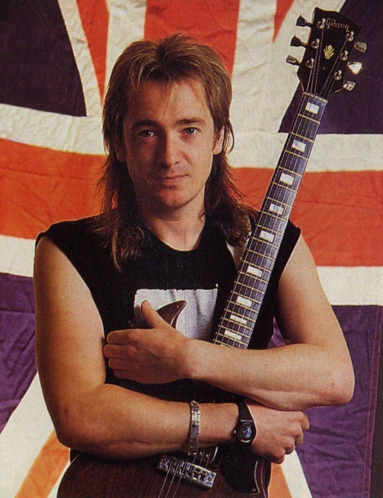 FELIZ CUMPLEAÑOS, ADRIAN SMITH! / HAPPY BIRTHDAY, ADRIAN SMITH! (60)  