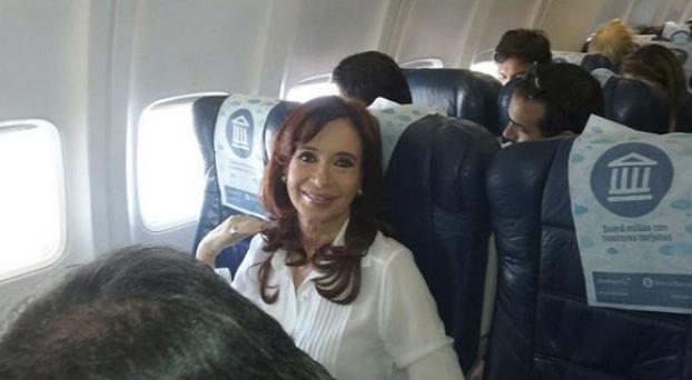 Marcelo101971's tweet photo. InfoEnsenada: Cristina: "El grupo Macri es el dueño de Avian" https://t.co/7cbzUq9bDc 💰✈️ https://t.co/VBaAbXrmpm