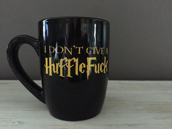 Harry_Potter_TM's tweet image. ¿Cuál de estas tazas te gusta más?