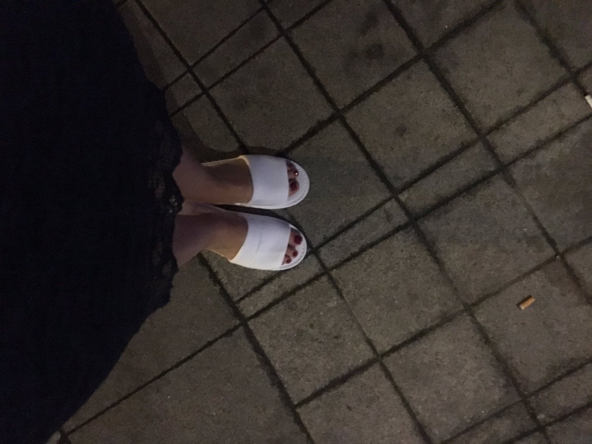 HowellSusanne's tweet image. Zoe from the #PestanaChelsea you understand the pain in my face #1stclassservice