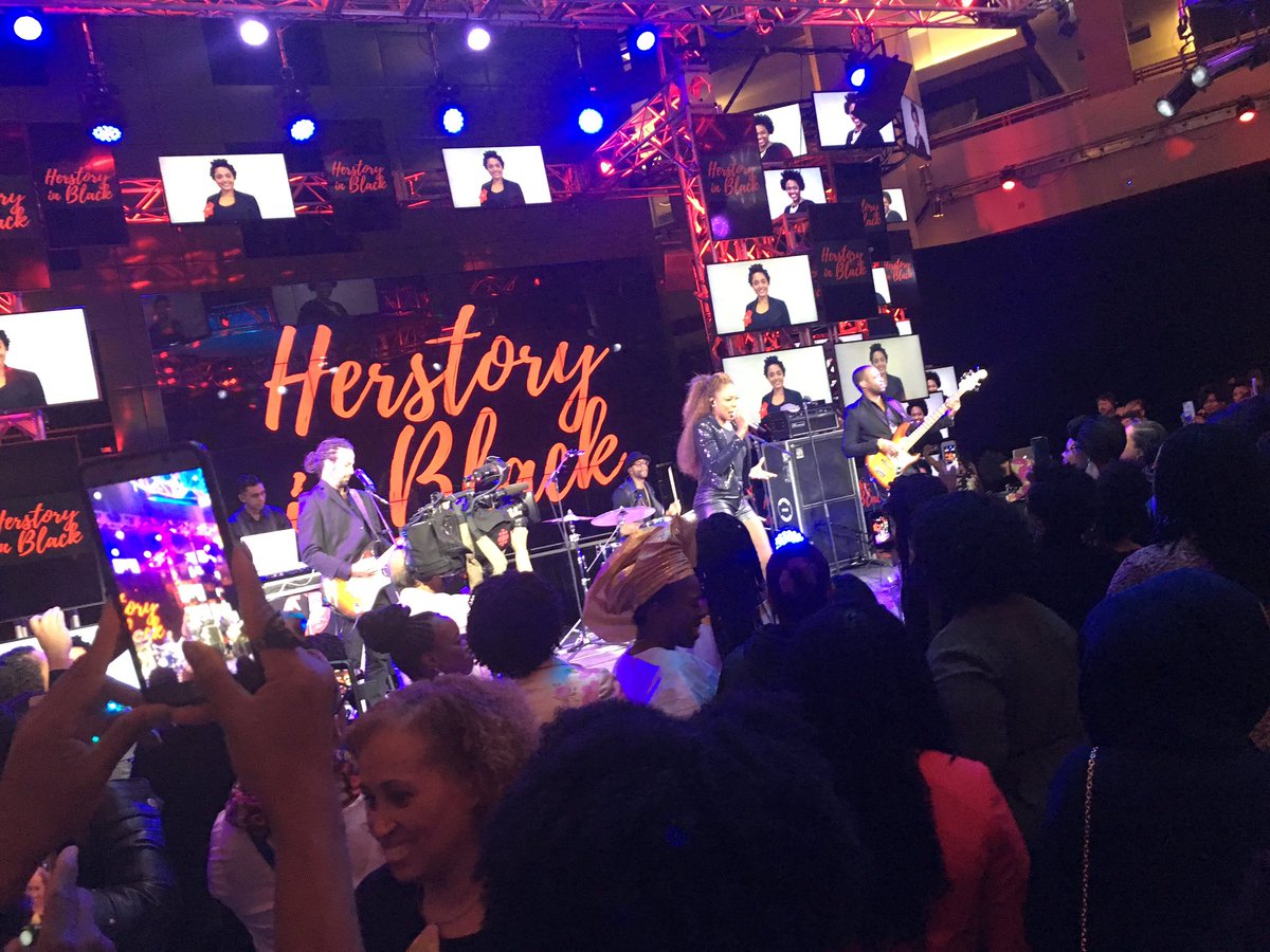 iamcelinacc's tweet photo. Celebrating #Canada150 with #herstoryinblack and 150 Amazing Black Women. Thank you @howshehustles and @CBC for an inspirational night! https://t.co/WNgqgIj5qn