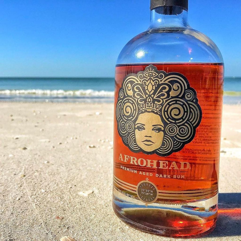 RumShopRyan's tweet photo. One of my models. @afroheadrums #rumspect #rum #rumlife #beach #beachday #loverskey #justg… https://t.co/ajWqZIMSj8 https://t.co/gZOoDsC8aW