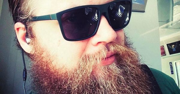 Pinned to Beard Styles: Some of the best beard styles, humor, and bearded men on Instagram… ift.tt/2m5grxZ