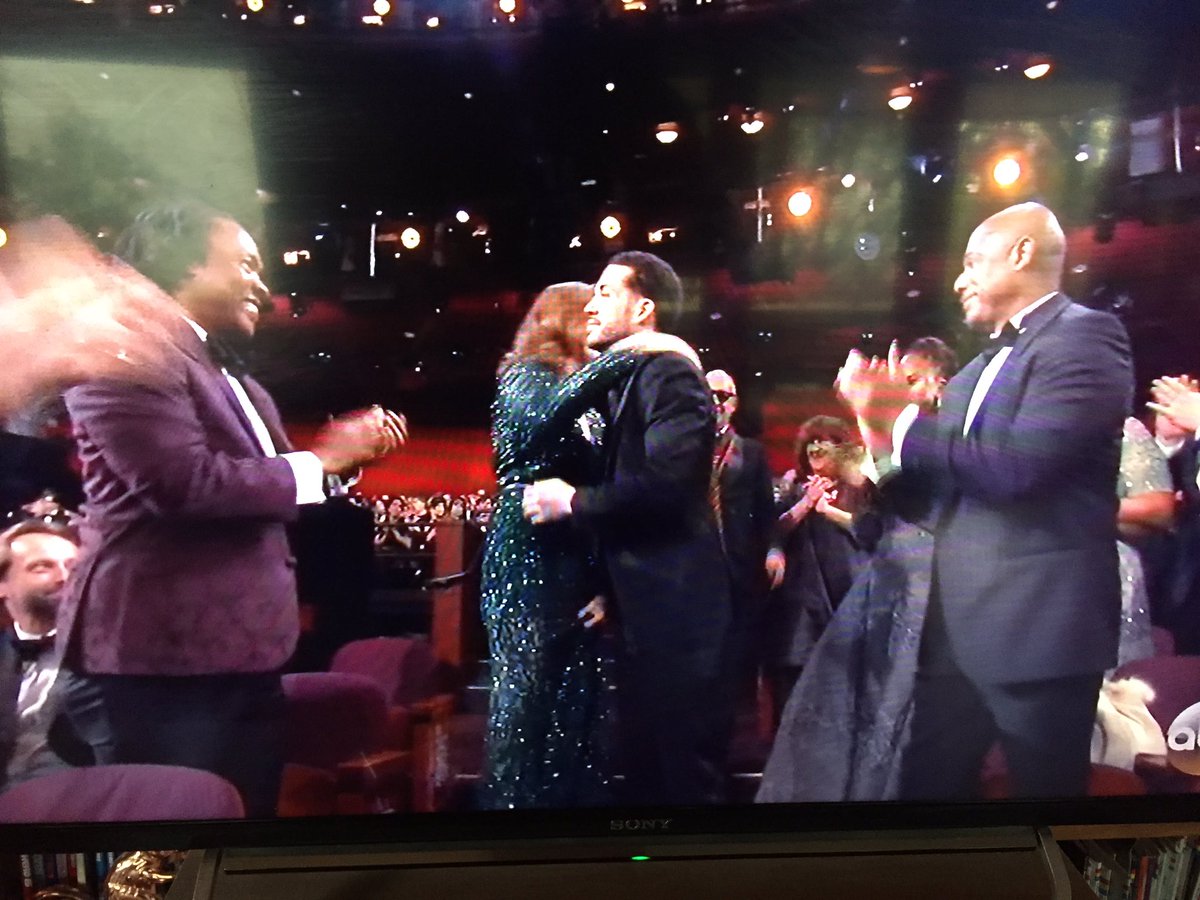 Lot of talk about Moonlight/La La Land teams bonding at fests. Equally great was this moment of community amongst Doc Feature nominees.