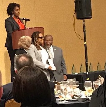 Congratulations to HU MBA student Janeen Blige for being recognized as Best Presenter at the Key Bank/Ohio State case competition. #keybank