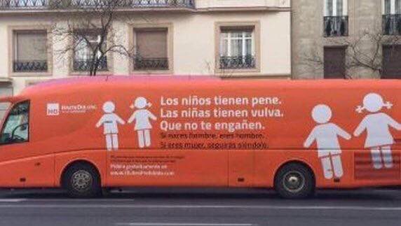 jovescullera's tweet photo. Condemnem i lamentem que encara hi haja gent que pense d'esta manera. #HazteOirEvolucionad https://t.co/4p4feD6HeK