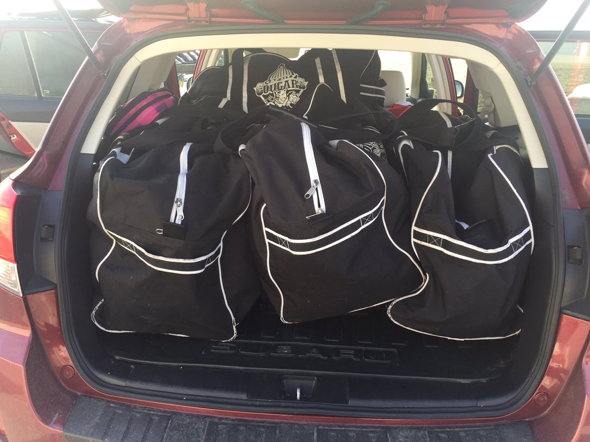 cccougarhockey's tweet photo. When you don't have a consistent practice time and you make it to state. #coopproblems #parentstotherescue #GoCougs https://t.co/Jo0IRIMtKc
