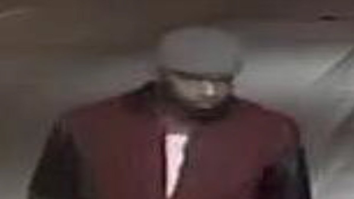 Surveillance image released of man wanted in fatal Miami-Dade grocery store shooting bit.ly/2lNu2cp https://t.co/Ecny9HRXdS