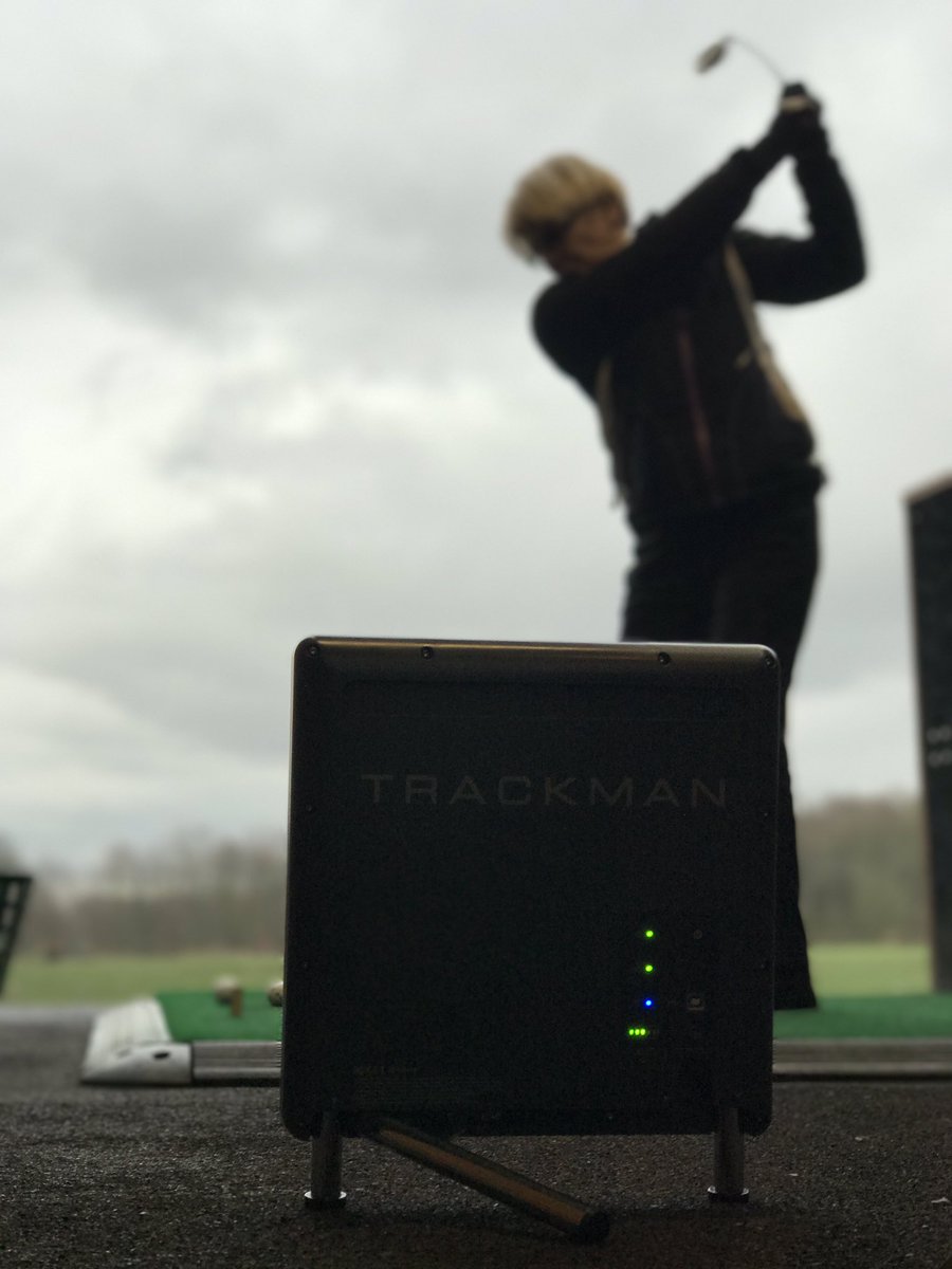 LeeMorrisroePGA's tweet photo. Ball striking training with the @StartGolfUK groups today. @TrackManGolf @QHGolfAcademies @OultonGolfAcad #lovegolf #Golf #coaching https://t.co/jdFvIvhkBJ