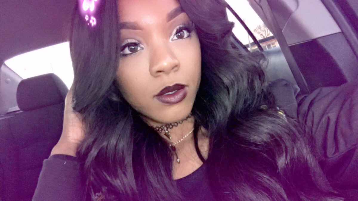 WhatAbouAlex_US's tweet photo. Just in case y'all missed me I'm only on snap really @ayeelexus💄💋 https://t.co/mUNDKapHUN