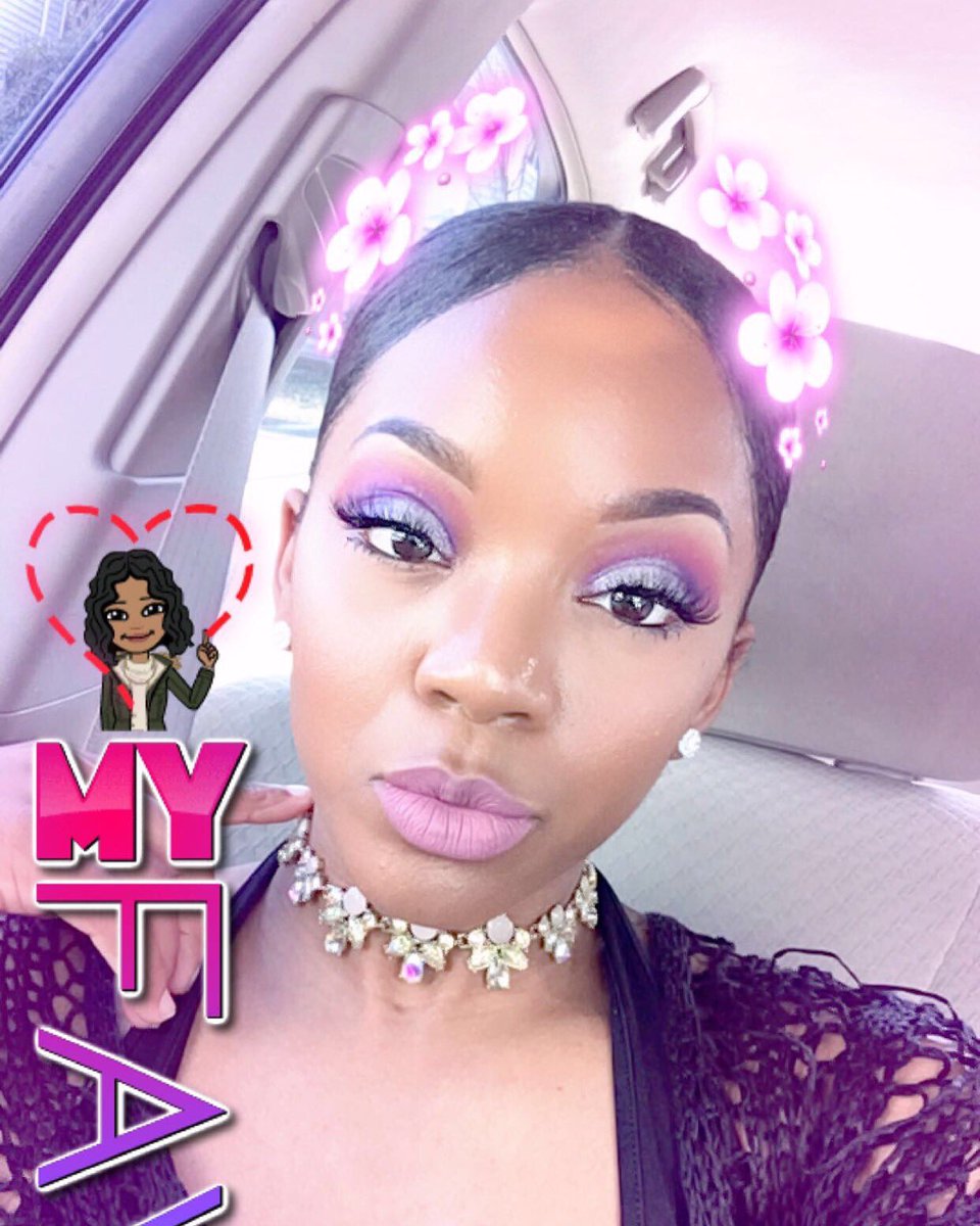 WhatAbouAlex_US's tweet photo. Just in case y'all missed me I'm only on snap really @ayeelexus💄💋 https://t.co/mUNDKapHUN