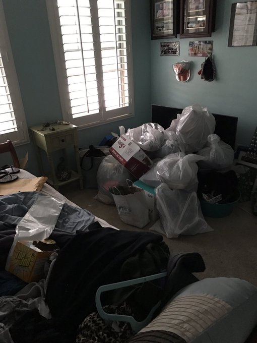 It's almost time...no I'm not a hoarder, I'm moving from Arizona to Cali on Wednesday.  I can't wait