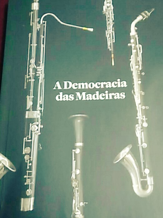 Thiago_saxofone's tweet photo. Leitura da segunda feira de carnaval.
#MusicMonday #music #leitura #clarinete #oboé #fagote #clarone #saxofone #flautatransversal #orquestra https://t.co/mFE5MOQAWf