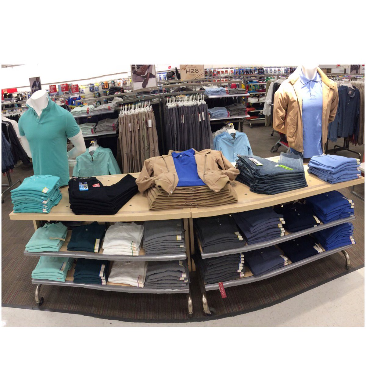 MelinaLynn715's tweet photo. Outfit creation in men's #merona #springcolors #vmlstyle #TargetStyle #wouldyouwearit 😍 #polos 👕 #denim 👖#thatjacket #t1191 ❤️ #lovewhatido https://t.co/Bhwh4STpMS