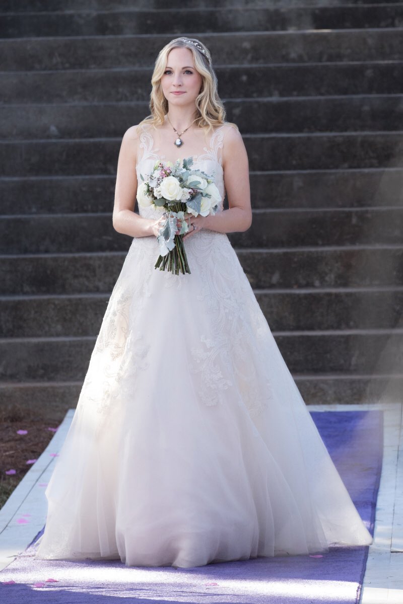 vampirediaries's tweet photo. There's something about June weddings... 💕 #TVD https://t.co/9b72JtEG95
