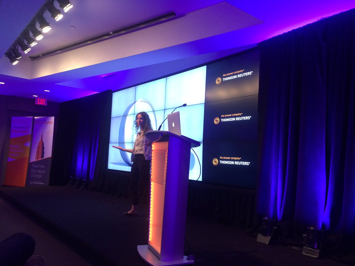 joycejshen's tweet photo. Emily discussing anticipatory system and #experience @wallowmuddy @hugeinc #TRTech #AI #emergingcx @thomsonreuters https://t.co/WRtk9iO3tU