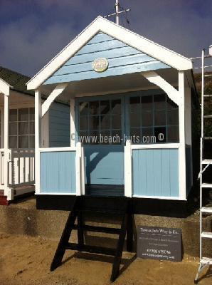 BeachHutsCom's tweet photo. UPDATE #HIRE MORE>https://t.co/bUpOOOoRP2 #Suffolk #GunHil #Southwold https://t.co/lamd9Nwsot