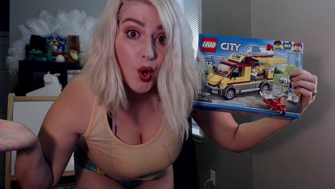 Putting together LEGOS on cam tonight! It's going to be SUPER FUN! https://t.co/mp8SXn1mor https://t<a href="/tag/btf"class="tags"><span>#btf</span></a><a href="/tag/beautifultropicalfish"class="tags"><span>#beautifultropicalfish</span></a>